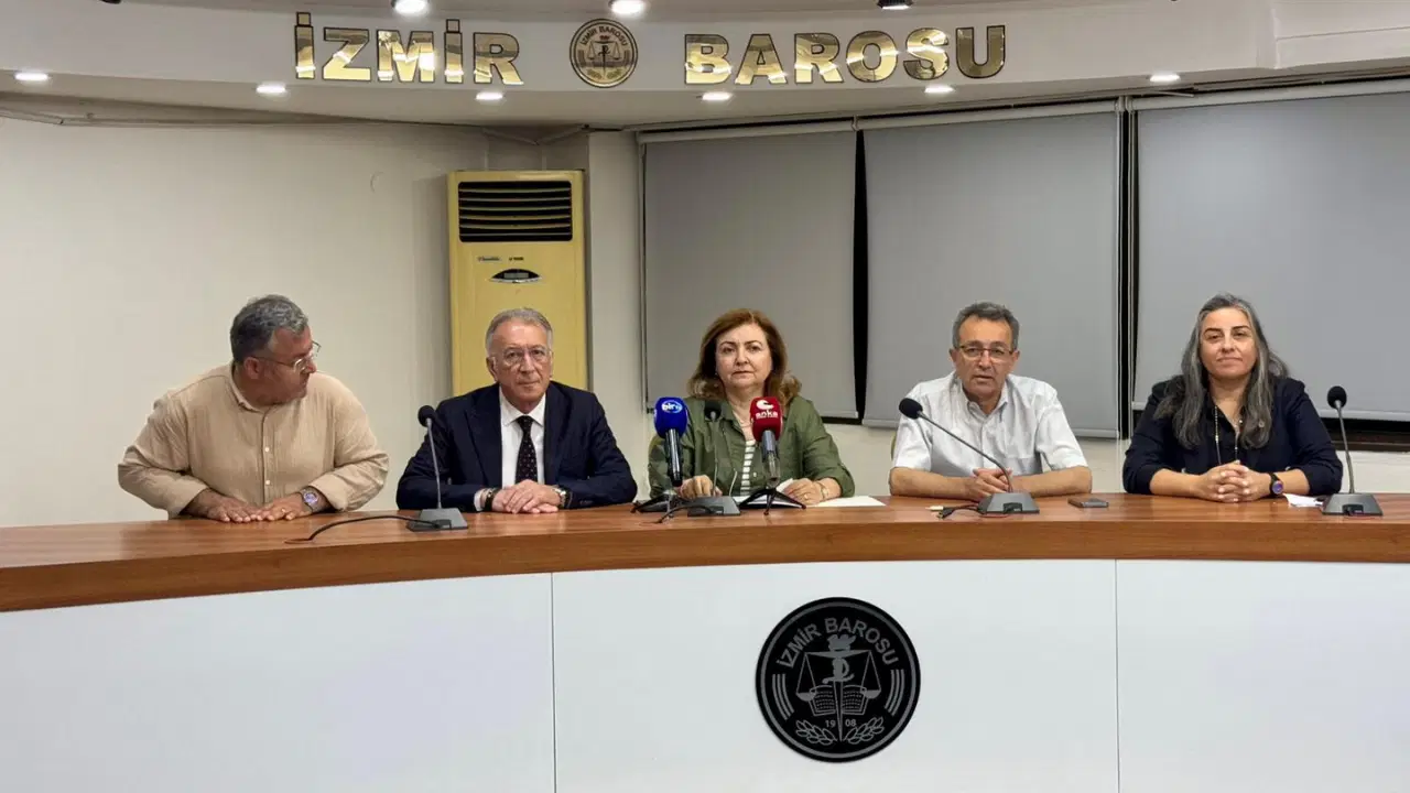 İzmir Barosu’na Yapılan Soruşturma, Toplumun Özgürlük Mücadelesine Darbe