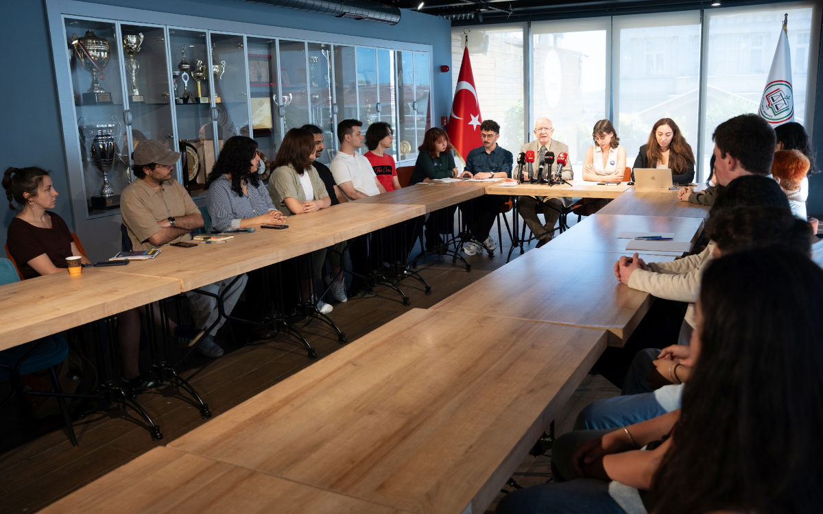 Çocuklarda Dışkı Kaçırma Sorunu ve Çözüm Yolları